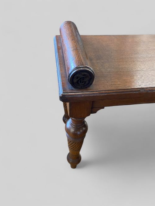 ANTIQUE OAK WINDOW SEAT - ADDITIONAL PHOTO 3