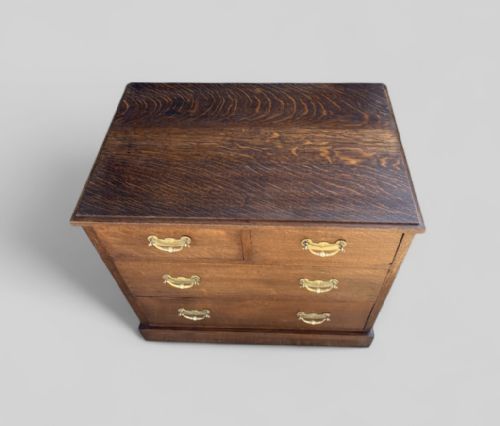 OAK CHEST OF DRAWERS - ADDITIONAL PHOTO 6