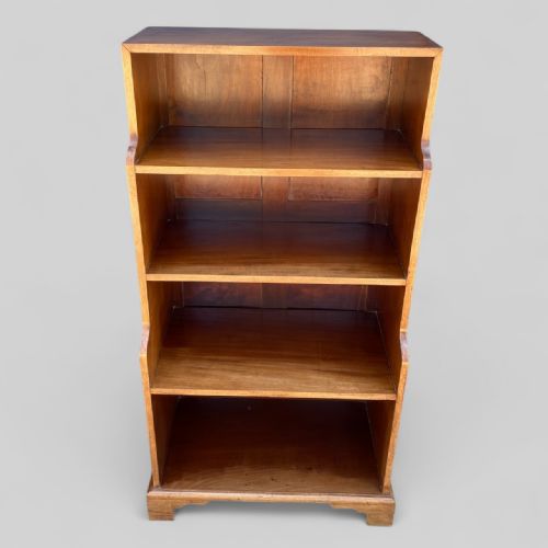 PAIR OF BOOKCASES ALMOST MATCHING CIRCA 1930 - ADDITIONAL PHOTO 5