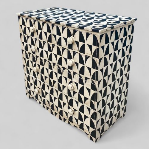VICTORIAN PAINTED GEOMETRIC CHEST OF DRAWERS - ADDITIONAL PHOTO 3