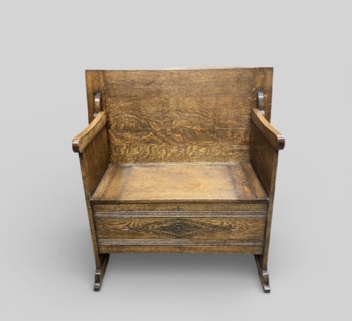 ANTIQUE OAK MONKS BENCH - ADDITIONAL PHOTO 1