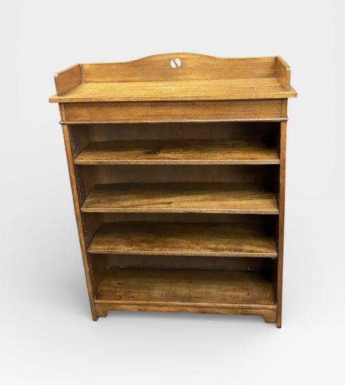 edwardian open oak bookcase - CATEGORY: ANTIQUE BOOKCASES - DATED 1910