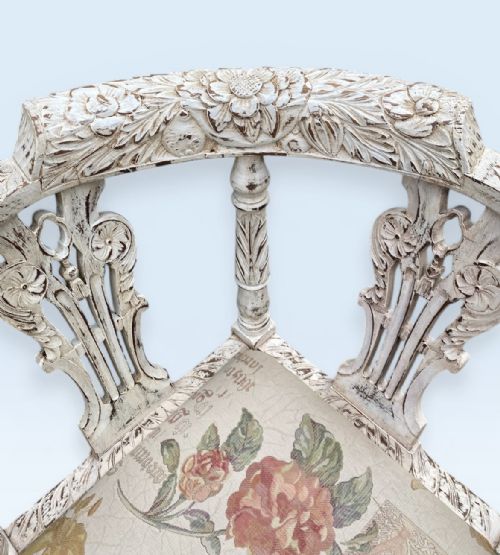 CARVED OAK ANTIQUE PAINTED CORNER CHAIR - ADDITIONAL PHOTO 6