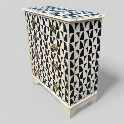 ANTIQUE PAINTED GEOMETRIC CHEST OF DRAWERS - ADDITIONAL PHOTO 3