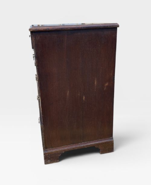 LATE 18TH CENTURY GEORGIAN OAK CHEST OF DRAWERS - ADDITIONAL PHOTO 8