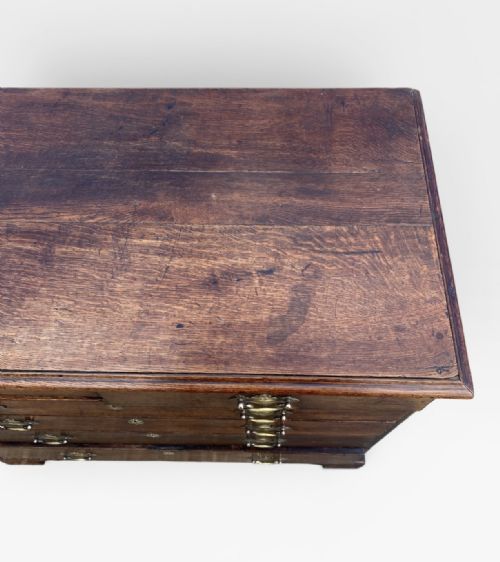 LATE 18TH CENTURY GEORGIAN OAK CHEST OF DRAWERS - ADDITIONAL PHOTO 14