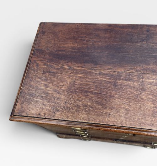 LATE 18TH CENTURY GEORGIAN OAK CHEST OF DRAWERS - ADDITIONAL PHOTO 15