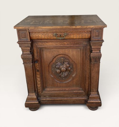 LATE 19TH CENTURY FRENCH CARVED OAK SIDE CABINET - ADDITIONAL PHOTO 8
