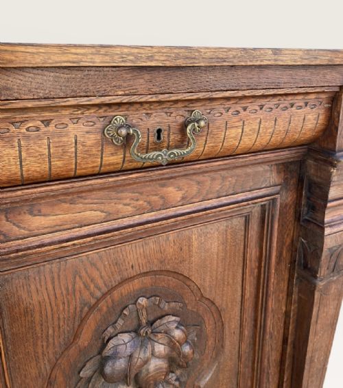 LATE 19TH CENTURY FRENCH CARVED OAK SIDE CABINET - ADDITIONAL PHOTO 11