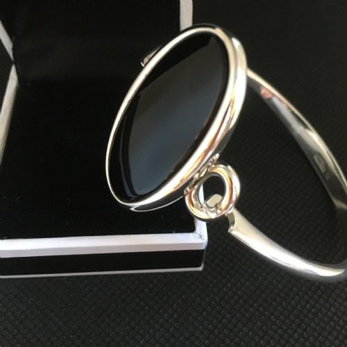 danish silver bangle with onyx 1960s - CATEGORY: ANTIQUE JEWELLERY - DATED 1960