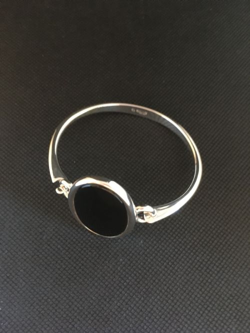DANISH SILVER BANGLE WITH ONYX 1960S - ADDITIONAL PHOTO 1