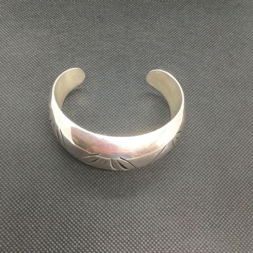 TAXCO MEXICO STERLING SILVER BANGLE 1960S - ADDITIONAL PHOTO 1