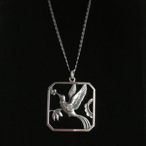 danish silver pendant with hummingbird 1930s - CATEGORY: ANTIQUE JEWELLERY - DATED 1930