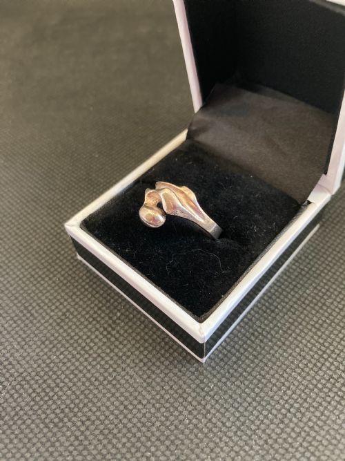 lapponia sterling silver ring by bjorn weckstrom - CATEGORY: ANTIQUE JEWELLERY - DATED 1960
