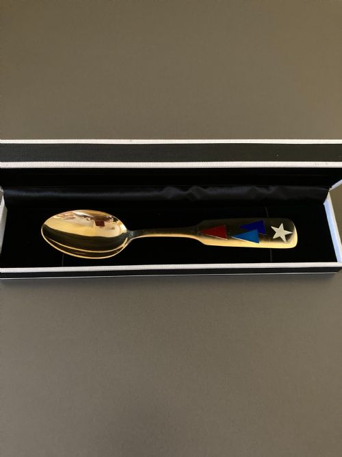 DANISH SILVER GILT AND ENAMEL CHRISTMAS SPOON 1954 - ADDITIONAL PHOTO 4