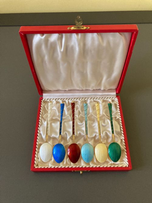 6 danish silver gilt and enamel mocha spoon 1950s - CATEGORY: ANTIQUE SILVER - DATED 1950