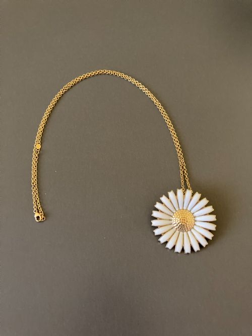 georg jensen danish silver gilt and enamel daisy pendantbrooch 1950s - CATEGORY: ANTIQUE JEWELLERY - DATED 1950