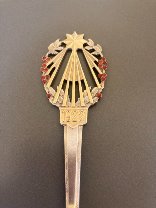 DANISH SILVER GILT AND ENAMEL CHRISTMAS SPOON 1922 - ADDITIONAL PHOTO 3