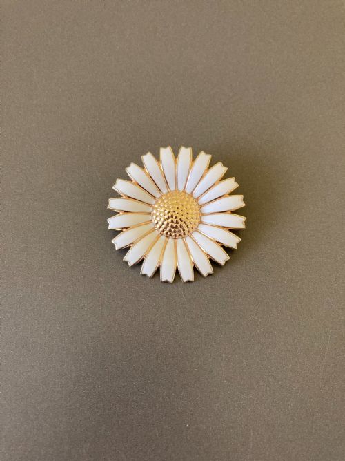 GEORG JENSEN DANISH SILVER DAISY BROOCH - ADDITIONAL PHOTO 1