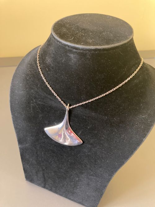 HANS HANSEN DANISH SILVER PENDANT 1960S - ADDITIONAL PHOTO 2