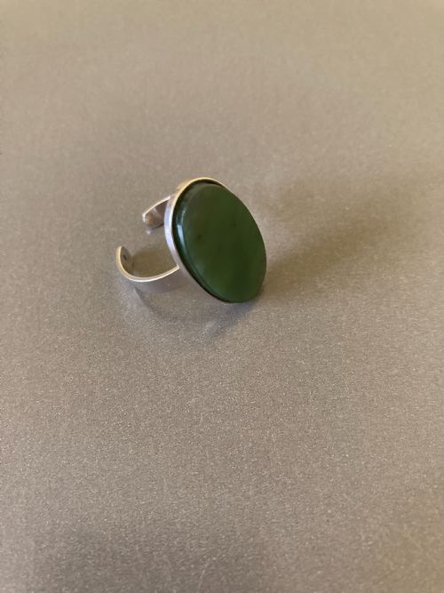 SWEDISH SILVER RING WITH NEPHRITE 1960S - ADDITIONAL PHOTO 1