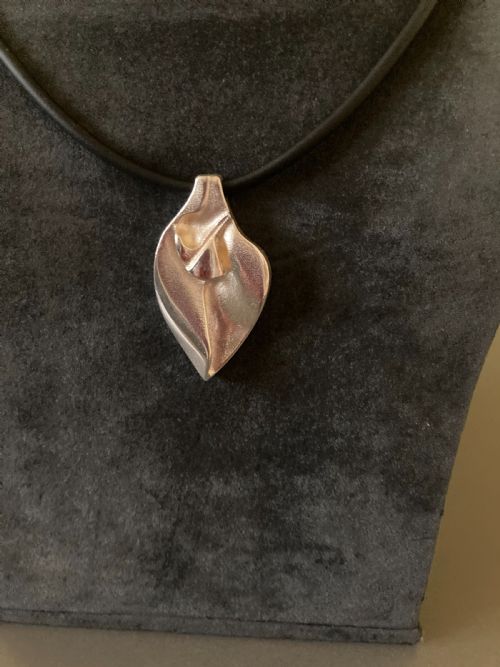 LAPPONIA FINNISH SILVER PENDANT ON TORQUE 1960S - ADDITIONAL PHOTO 2