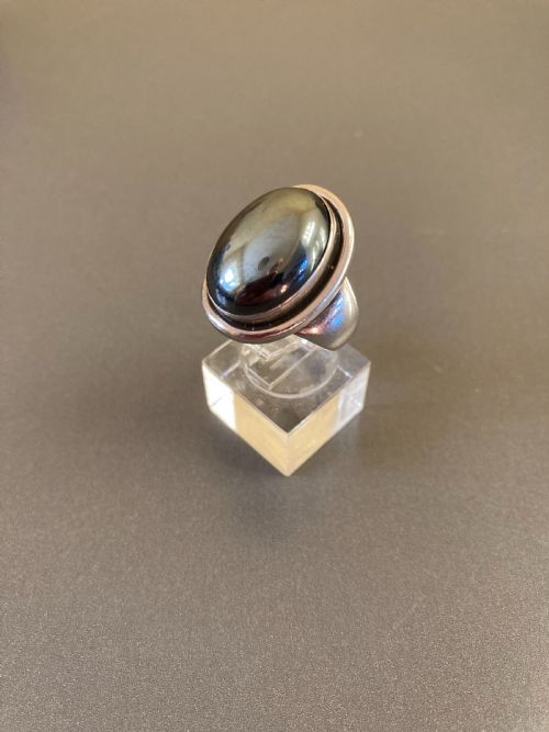 georg jensen danish silver ring with hematite 1950s - CATEGORY: ANTIQUE JEWELLERY - DATED 1950