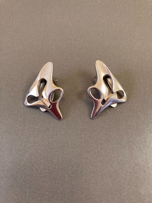 georg jensen danish silver ear clips 1950s - CATEGORY: ANTIQUE JEWELLERY - DATED 1950