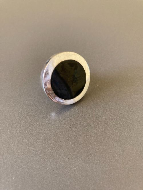 DANISH SILVER RING WITH BLACK ENAMEL BY N E FROM 1960S - ADDITIONAL PHOTO 2