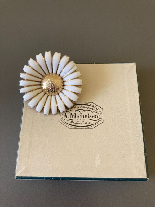 DANISH SILVER DAISY BROOCH 1950S BY ANTON MICHELSEN - ADDITIONAL PHOTO 1