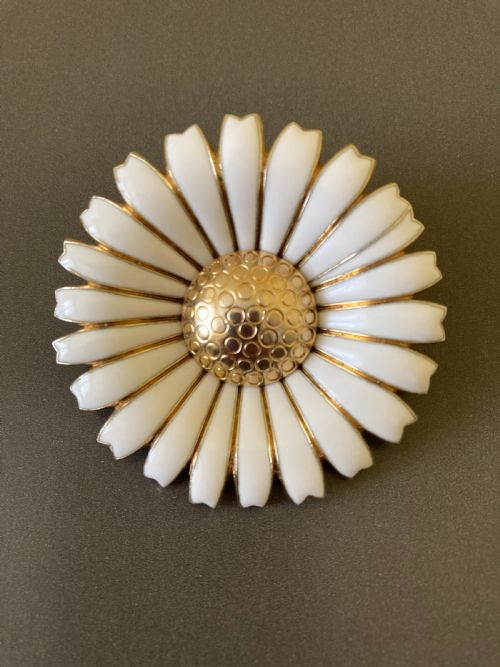 DANISH SILVER DAISY BROOCH 1950S BY ANTON MICHELSEN - ADDITIONAL PHOTO 2