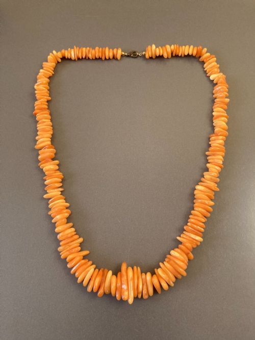 amber necklace 1950s - CATEGORY: ANTIQUE JEWELLERY - DATED 1950