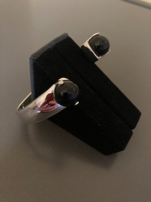 DANISH SILVER BANGLE WITH BLACK ONYX 1960S BY KURT NIELSEN - ADDITIONAL PHOTO 2