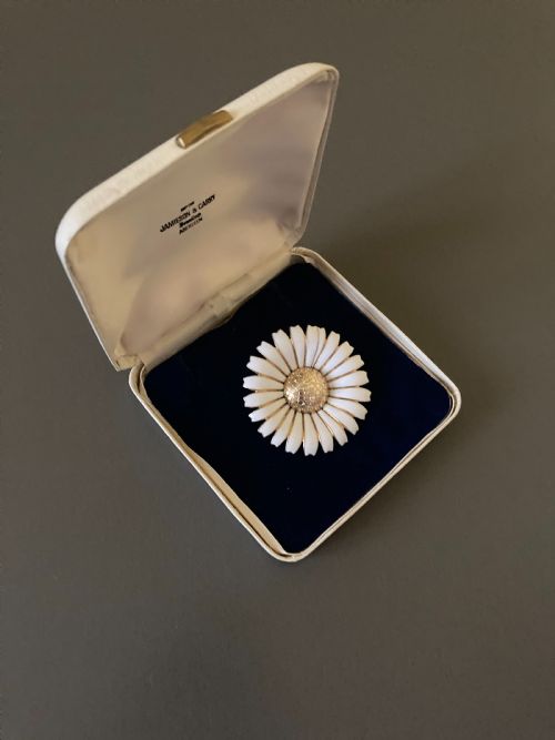 DANISH SILVER GILT AND ENAMEL DAISY BROOCH 1950S BY ANTON MICHELSEN - ADDITIONAL PHOTO 1