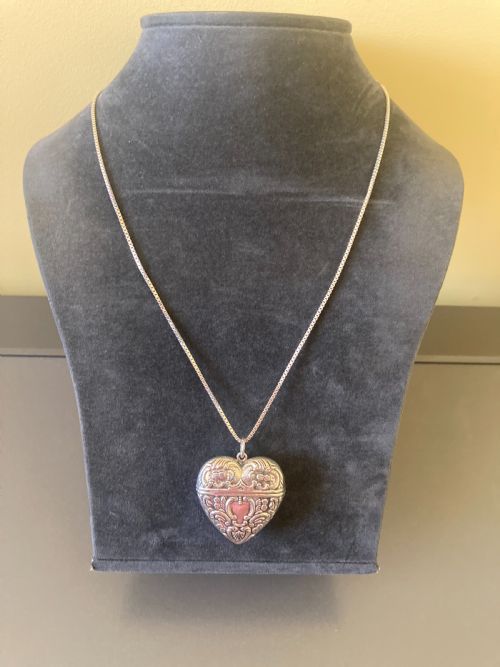 DANISH SILVER HEART LOCKET 1950S - ADDITIONAL PHOTO 2