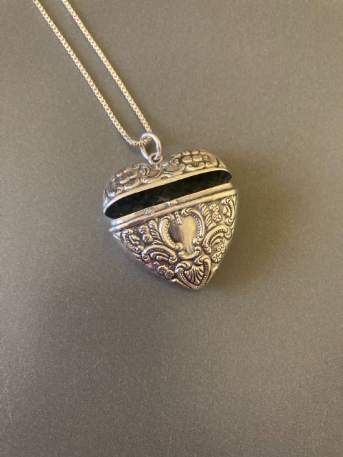 DANISH SILVER HEART LOCKET 1950S - ADDITIONAL PHOTO 4