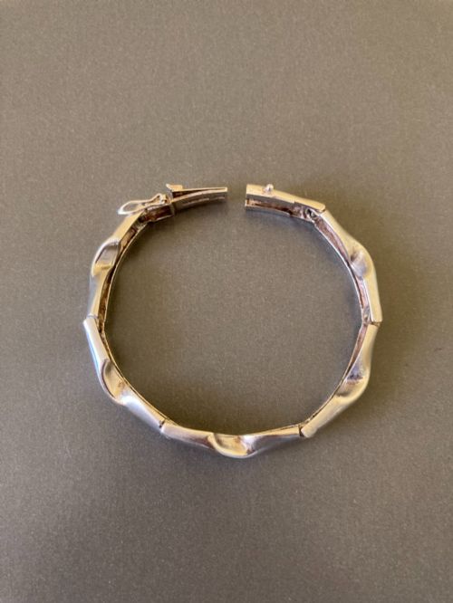 FINNISH SILVER BRACELET BY MATTI J HYVARINEN 1937 2017 - ADDITIONAL PHOTO 4