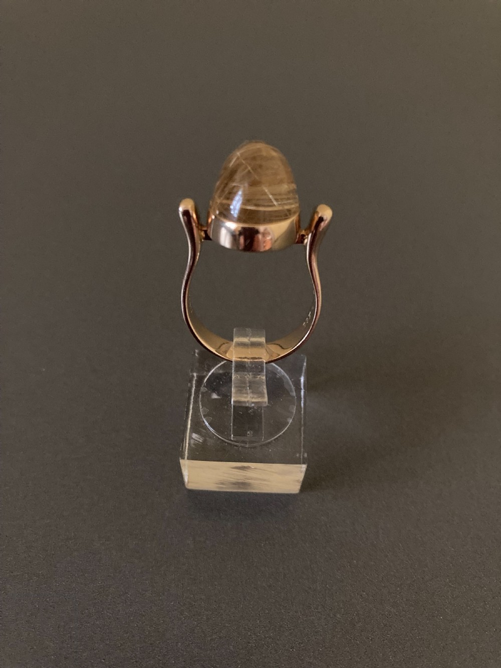 Bent Gabrielsen Pedersen 14ct gold ring with rutilated quartz. View V