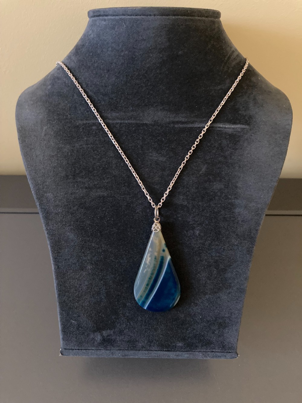 Danish Silver Necklace/Chain with Polished Agate Pendant. 1960s. View IV