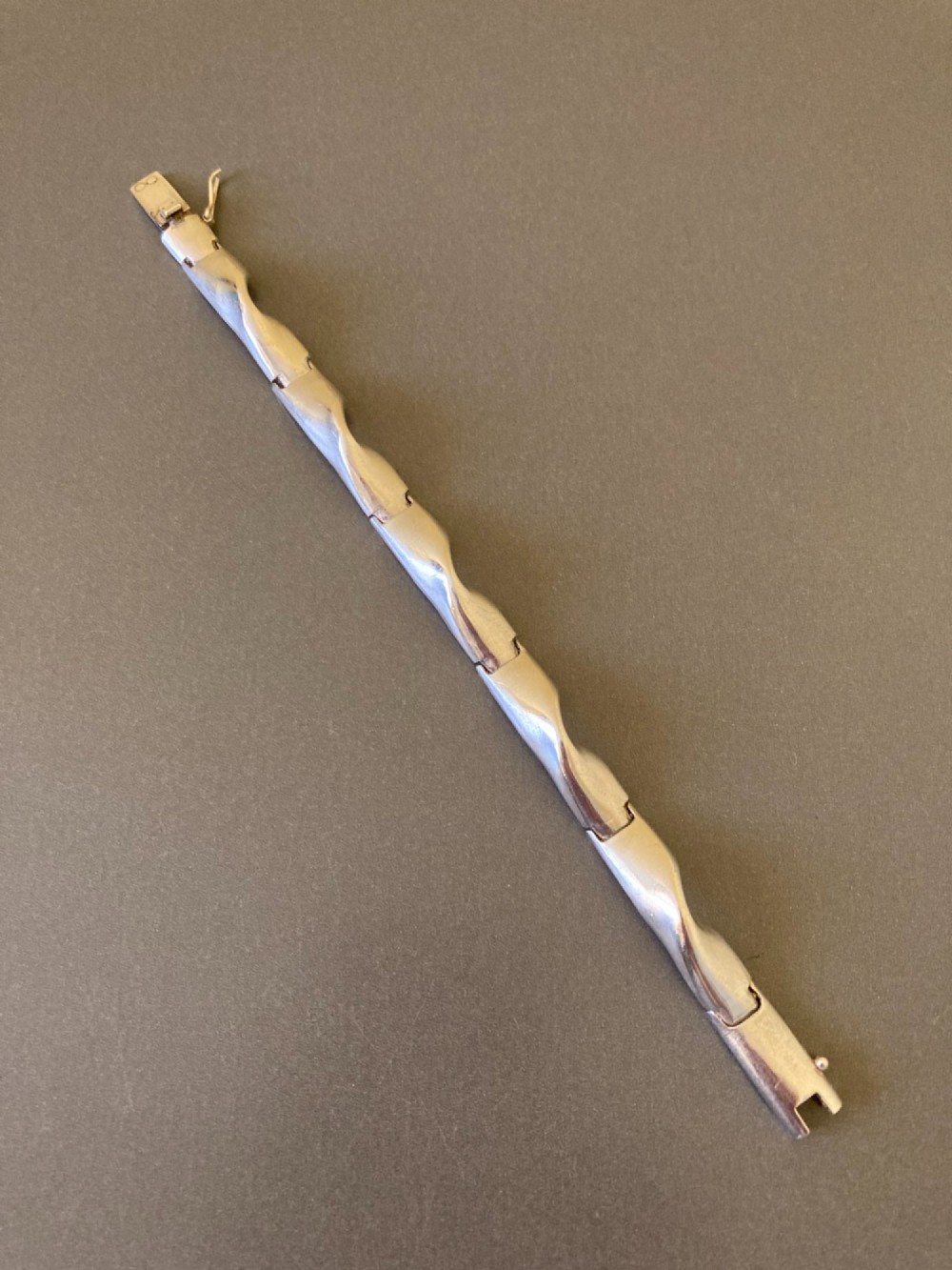 Finnish Silver Bracelet. By Matti J Hyvarinen ( 1937 - 2017 )