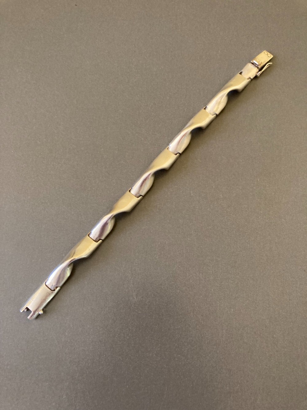 Finnish Silver Bracelet. By Matti J Hyvarinen ( 1937 - 2017 ) View II