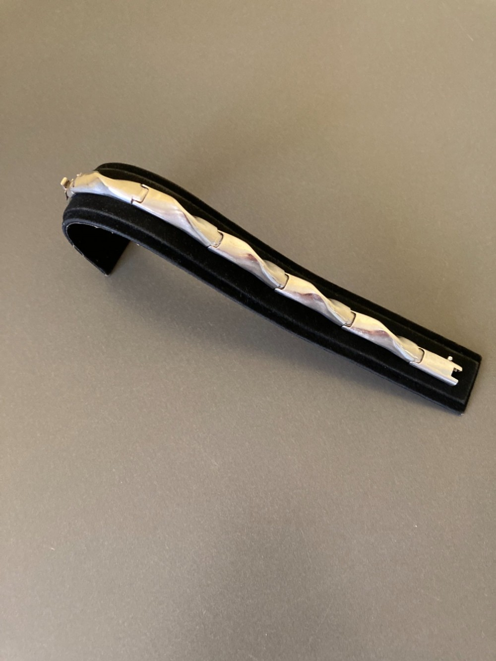 Finnish Silver Bracelet. By Matti J Hyvarinen ( 1937 - 2017 ) View IV