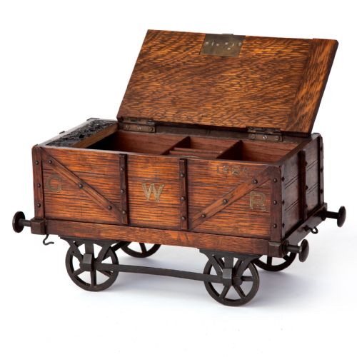 OAK SMOKERS CABINET IN THE FORM OF A GWR COAL WAGON - ADDITIONAL PHOTO 2