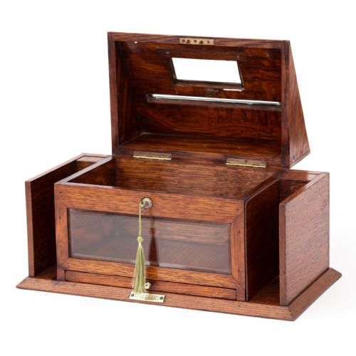 GOLDEN OAK BRASS MOUNTED HOTEL OR COUNTRY HOUSE LETTERBOX - ADDITIONAL PHOTO 1