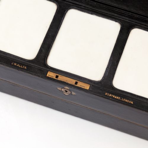 BLACK LEATHER OFFICERS TRAVELLING CORRESPONDENCE BOX - ADDITIONAL PHOTO 5
