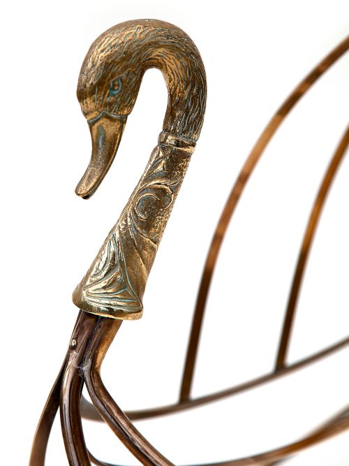 MID 20TH CENTURY MAISON JANSEN BRASS SWAN MAGAZINE RACK - ADDITIONAL PHOTO 2