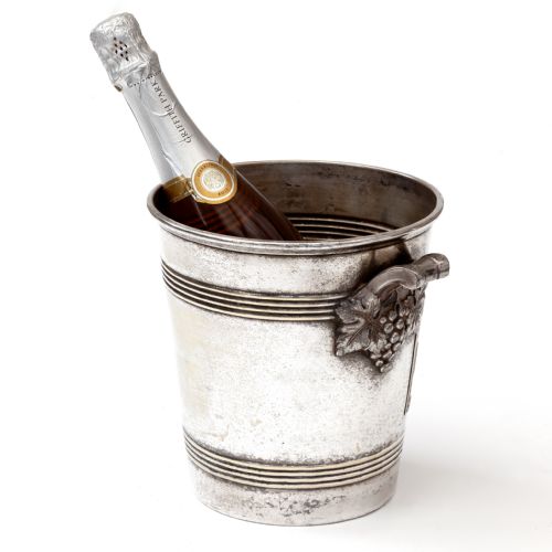 HEAVILY EMBOSSED SILVER PLATE CHAMPAGNE BUCKET - ADDITIONAL PHOTO 2