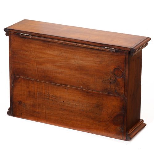 EXTRAORDINARY POLISHED WOOD APOTHECARYS DISPLAY BOX - ADDITIONAL PHOTO 2