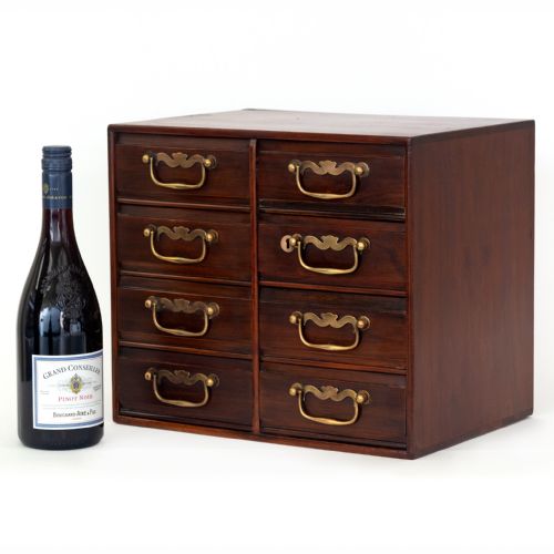 COMPACT MAHOGANY BANK OF DRAWERS WITH BRASS DROP HANDLES - ADDITIONAL PHOTO 1