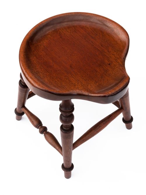 PAIR OF SCALLOPED EDGED MAHOGANY STOOLS - ADDITIONAL PHOTO 3